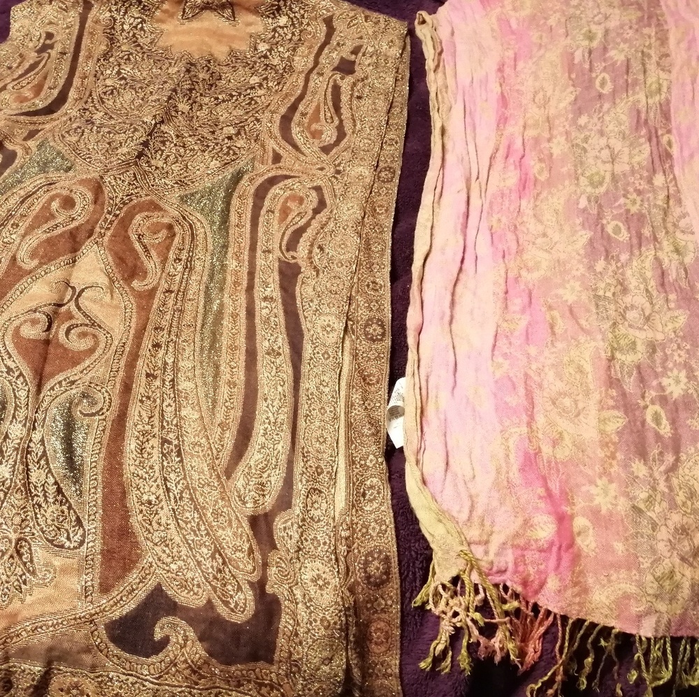 2 Wide Women's Scarves